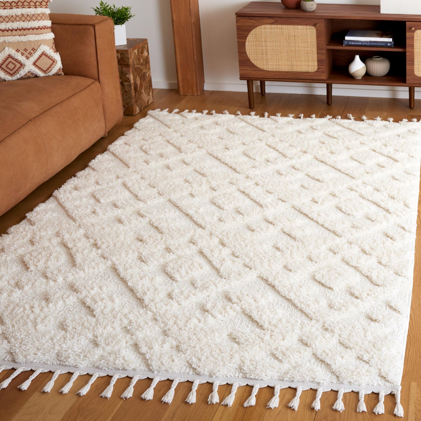Safavieh Moroccan Tassel Shag Collection Area Rug - 5’3" x 7’6"
